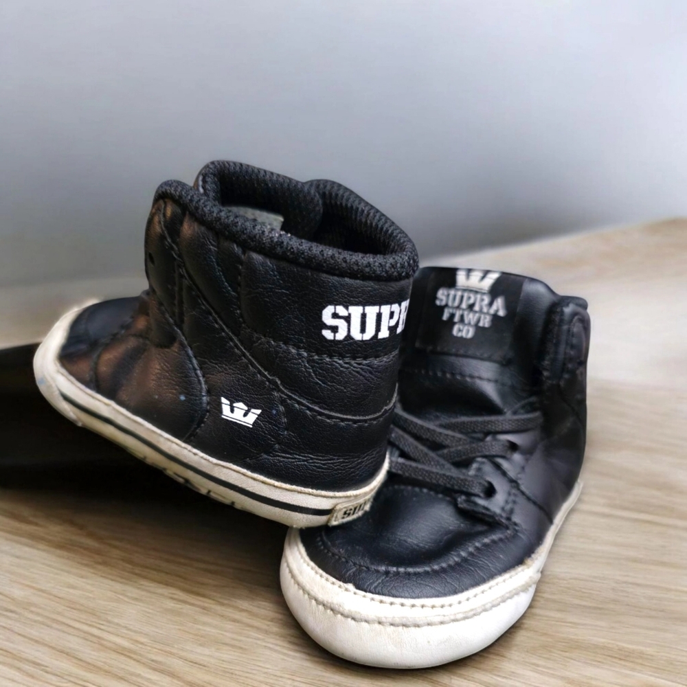 Baby SUPRA shoes